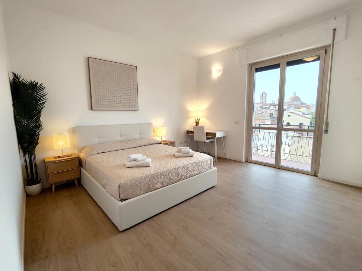 Ferienwohnung Attico Vespucci Luxury Penthouse Olbia Exterior foto